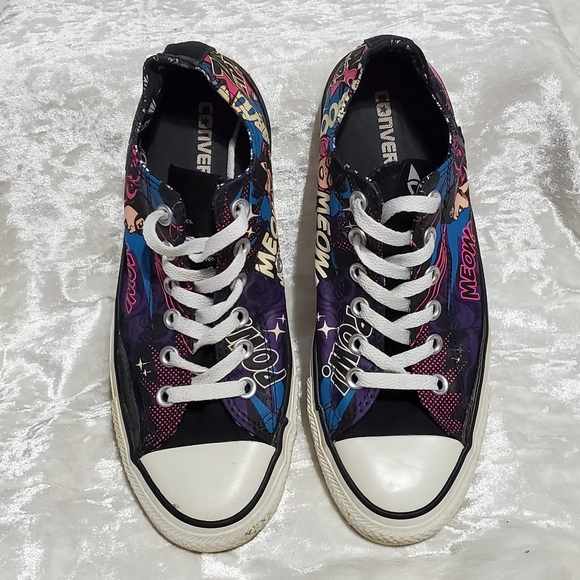 converse catwoman